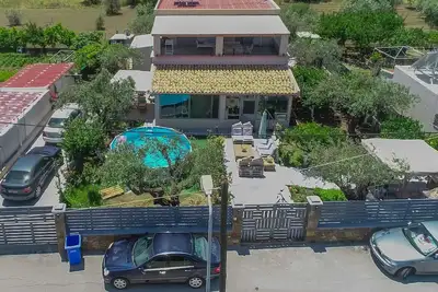 Image de This Villa is near golf of afandoy villange and 300m from the see
