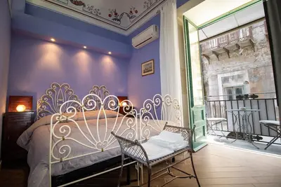 The Palace B&B and Apartments - Fruit Luxury Room