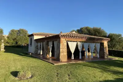 Image de Villa, 600m garden, parking, shower, barbecue, large veranda with kitchenette