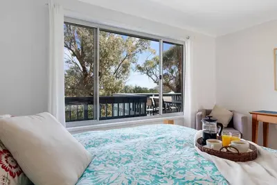 Image de Dolphin Dreaming - 16 Dolphin Avenue