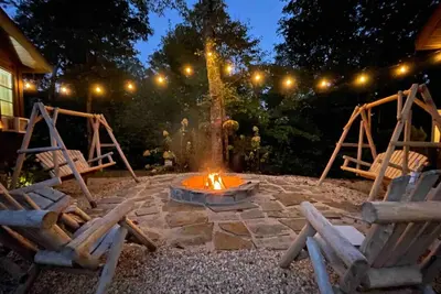 Image de Mountain Cabin, Jacuzzi, Wifi, Pets, 10min Casino/Pets