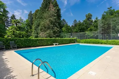 Image de Joli appartement pour 4 personnes avec Wifi, climatisation, piscine, Tv, terrasse et parking