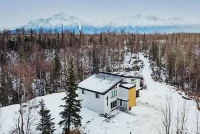 Image de 4 Master Suites in the Heart of Alaska. . . Abby's Place. . . . .