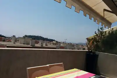 Image de Studio Terrasse Dernier étage Clim Calme