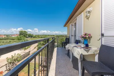 Image de Stanko Fazana / Apartment A6 with Balcony