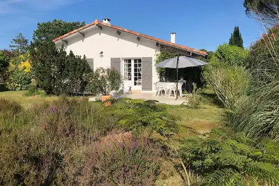 Image de Detached vacation home \" Landaise \" with large garden 4 km from Contis