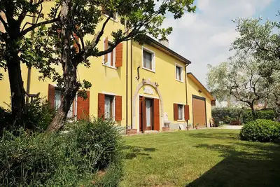 Image de Apartment With Separate Entrance With Private Garden