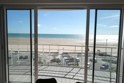 Image de Appartement moderne 2 chambres, vue mer, rénové, 5 pers.