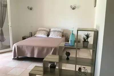 Image de Studio de 40m2 à 10 min des plages