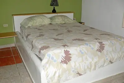 Image de Budget room with cable Tv/Internet in hotel with on-site restaurant