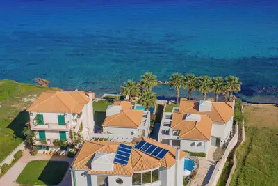 Agapi Deluxe Residence, with Pool & Beach Access