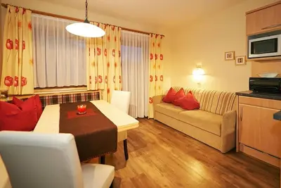 Image de Apartment B (3-5 people \/ 2 bedrooms, 1 Wsr) - Apartments Amadeo