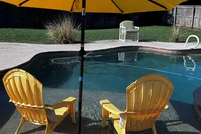 Image de 3 bedroom house with pool and  2 blocks to ocean sand