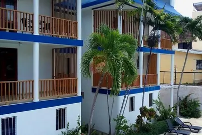 Image de Guest-friendly room in central Sosua, pool/Wifi/cable Tv, near everything