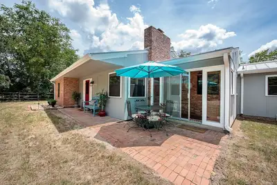 Image de The Farmhouse Retreat