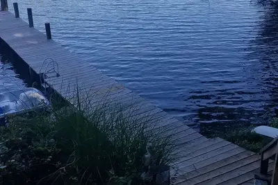 Image de Escape this holiday to our Riverfront log home on the Great Wicomico River.