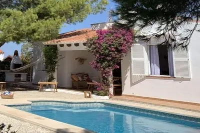 Image de Maison plage Ă pied, piscine privative, terrasse vue mer, barbecue parking, wifi