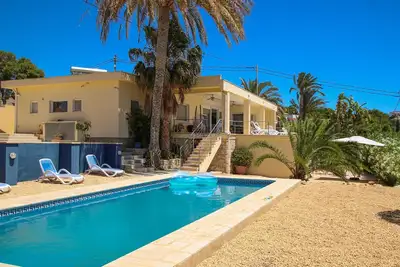 Image de Belle maison à El Campello avec WiFi