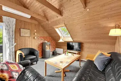 Image de Maison confortable à Hemmet avec WiFi