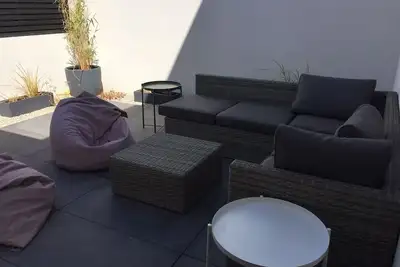 Image de New house 7 minutes walk from the port of valves and the ramparts