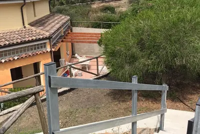 Image de Villa surrounded by greenery