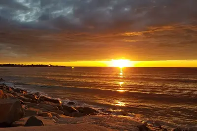 Image de Beautiful Beach House, Green Harbor Marshfield! Steps to beach, dead end street!
