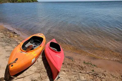 Image de Reconnect with family & friends while enjoying panoramic views of Lake Superior