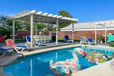 Image de Seas The Moment-Golf Cart Deals-Hot Tub-PrivPool