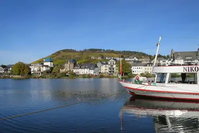 Image de Joli appartement pour 19 personnes avec Wifi, bain à remous, Tv, patio, animaux admis et parking