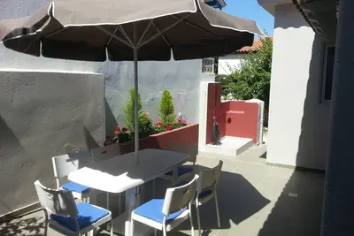 Image de House 100m from Sea and Square