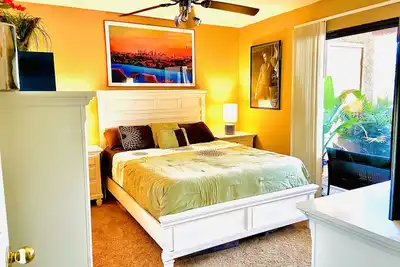 Image de Elegant 2-Bedroom Sabino Canyon Condo with Mountain View and Swimming Pool