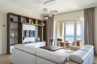 Lustica Bay Marina apartment (G-211)