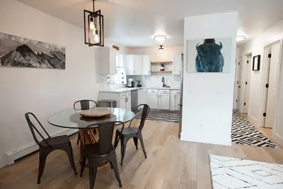 Image de Clean Belgrade Condo Close to I-90/Airport