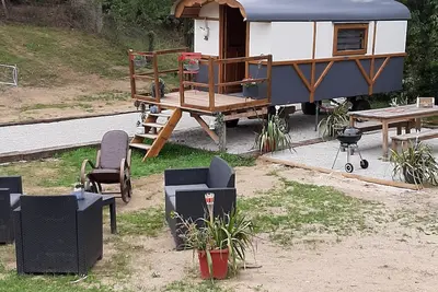 Unusual s2jour caravan rental