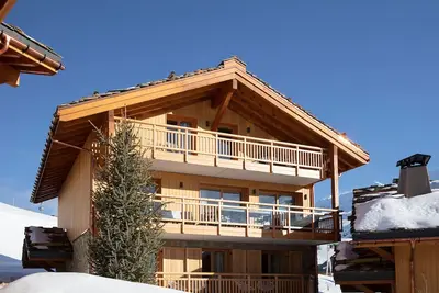 Image de Private and modern chalet in the heart of Alpe d'Huez.