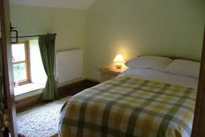 Image de Ghs: Cob Cottage Sleeps 4 (2 Bedrooms)