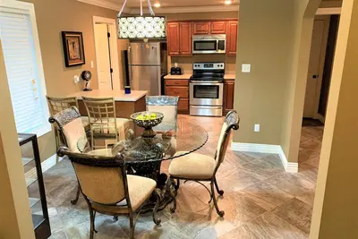 Image de The Escape - Executive/Vacation Rental Home