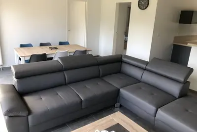 Image de Appartement A T3 avec terrasse proche plages