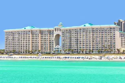 Image de Majestic Sun - 2br/2ba - Walk to the Beach - Big Savings!