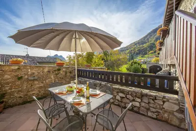 Image de Liano Orchidea -Terrace & parking, Gargnano, Italy