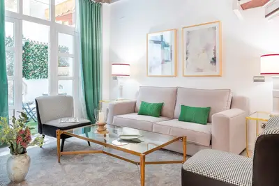 Image de Modern 2 bedroom Duplex. Plaza Nueva Ii