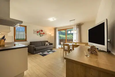 Image de Appartement \" Pfandlerhof Rot \" avec vue sur les montagnes, Wi-Fi, balcon et jardin