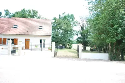 Image de Gite Bourgogne 10 Couchages 5 Chambres