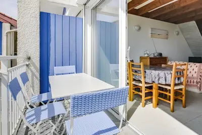 Image de Appartement T3 duplex à 300m de la plage avec parking