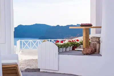Image de Luxury Santorini Villa | Villa Aqua Dream | 1 Bedroom | Indoor Plunge Pool | Oia