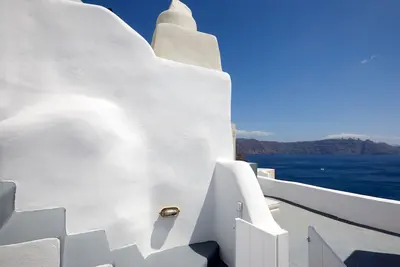 Image de Villa de luxe à Santorin | Villa troglodyte supérieure | Spa extérieur | Oia