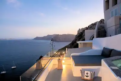Image de Caldera Serenity Cave Villa | Oia, Santorini | Breathtaking Caldera Views | Traditional Cave-Style Luxury | Outdoor Hot Tub | Modern Comforts & Timeless Elegance