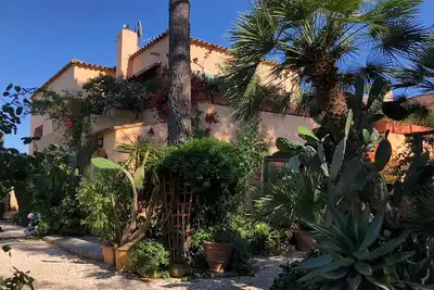 Image de Villa unique 12 couchages, bord de mer, St Cyprien, Lecci, Porto-Vecchio, Corse
