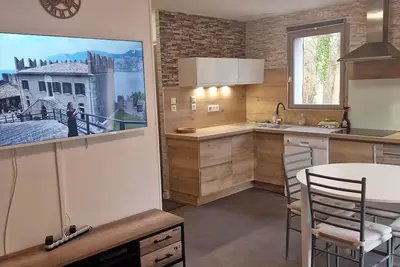 Maison 2 chambres, proche(15mns) côtes de Granit Rose, des Ajoncs et du Goëlo.