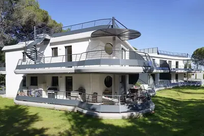 Image de Spécial Golf - T2 avec Piscine et Garage